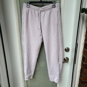 Aritzia TNA Cozy Fleece Drawstring Boyfriend Fit Sweatpants Size L Pale Lavender